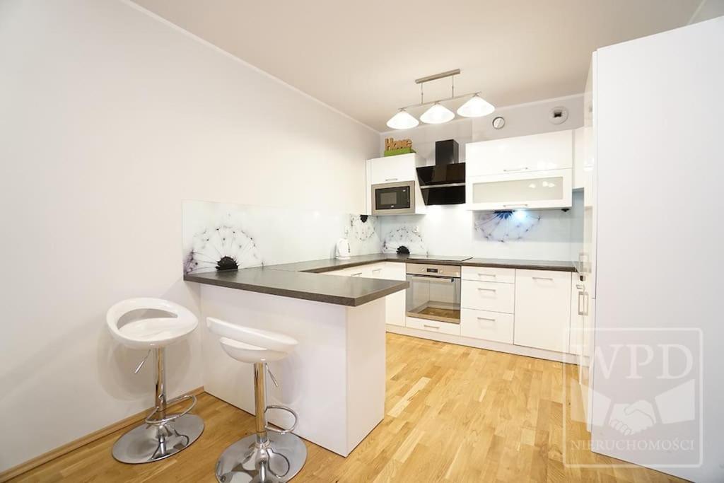 Cosy Apart - Old Town -6 People- New Building- Parking Place Apartament